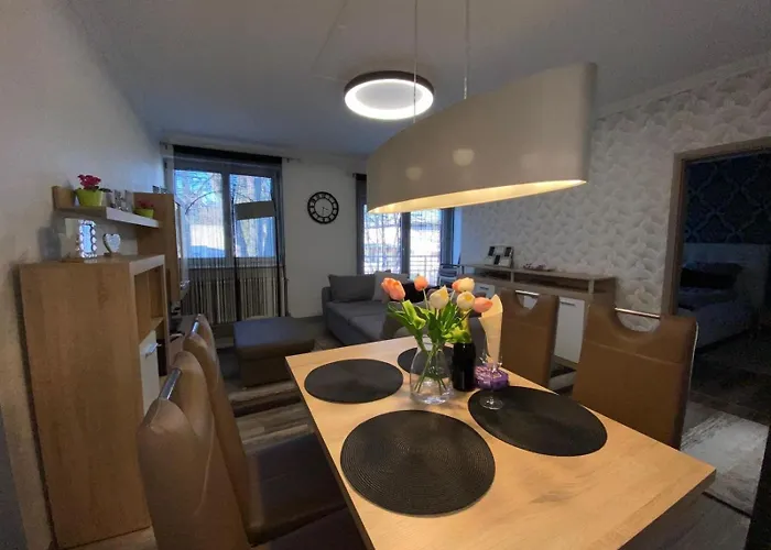 Mira Apartament *